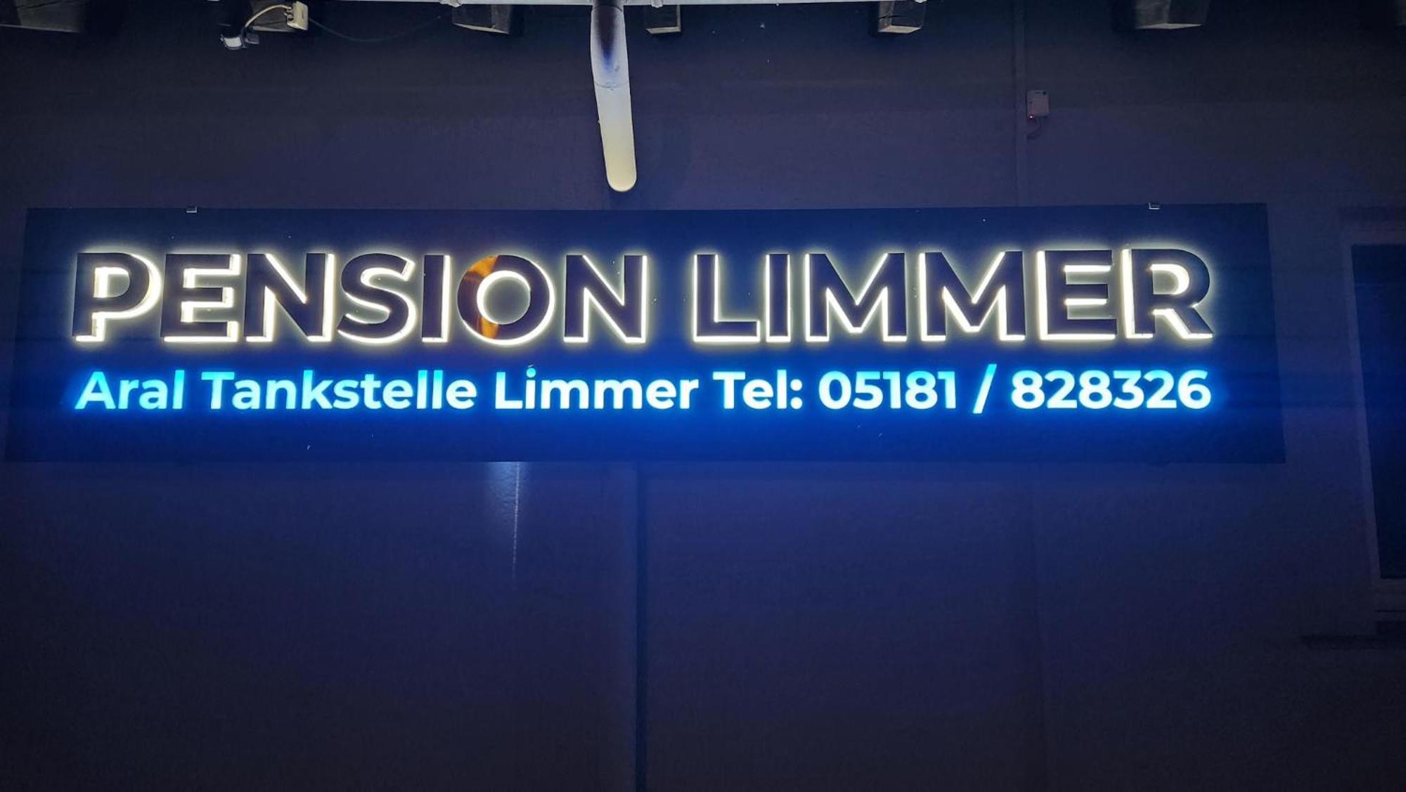 Pension Limmer- Mit Klimaanlage المظهر الخارجي الصورة